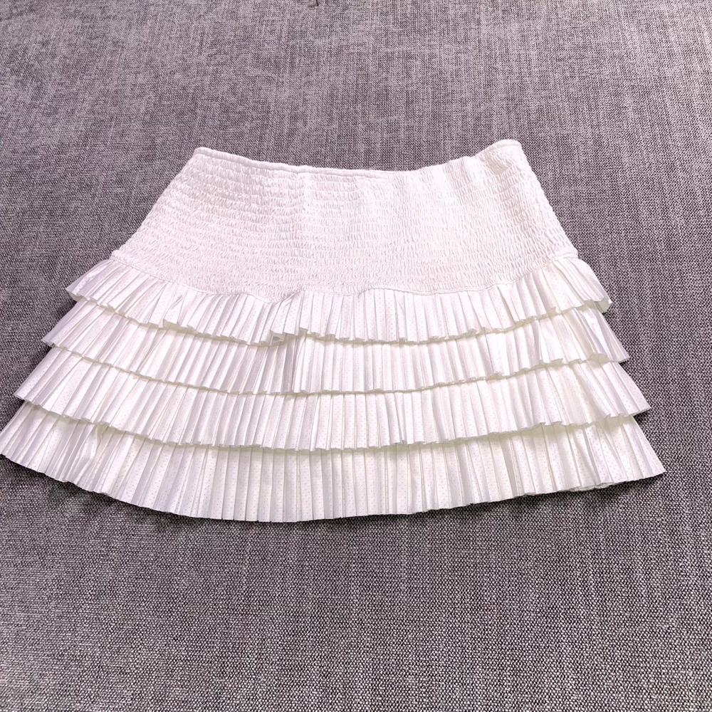 Catch + Club Skort Womens Medium Beige Smocked Pleated Performance Resort Wear